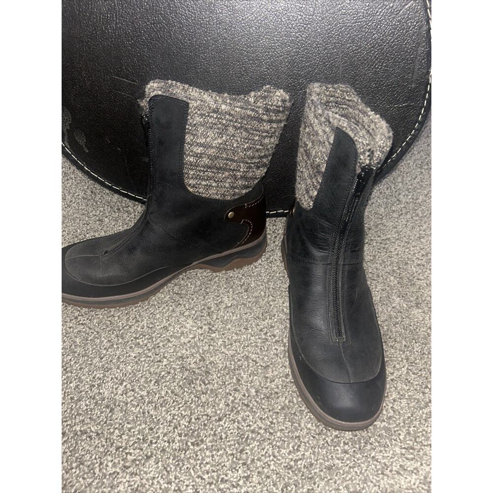 Women's Merrell Waterproof Black/Brown Boots Size 8 box 2